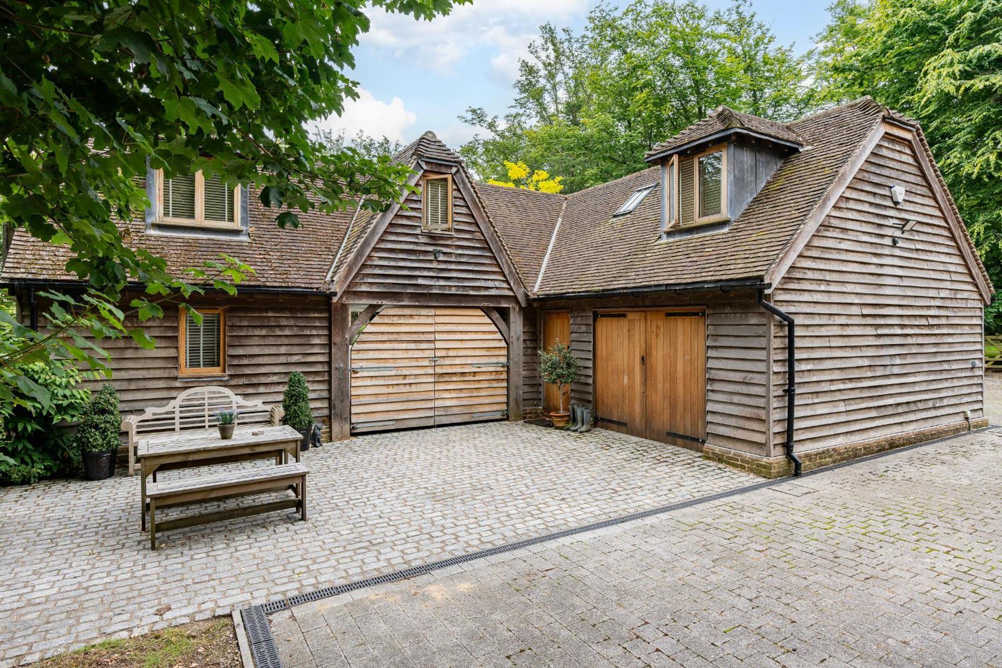 Hertford Barn Conversion Exterior photo